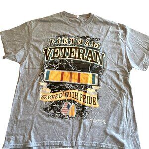 Vietnam Veteran T-Shirt Served With‎ Pride XL